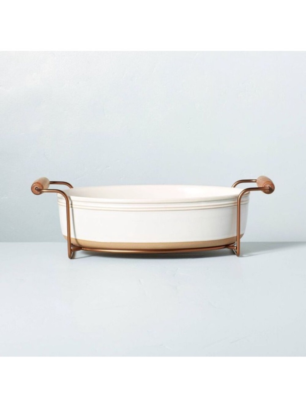 Hearth & Hand 2.75qt Oven-to-Table Stoneware Oval Baking Dish w/ Carrying Tray